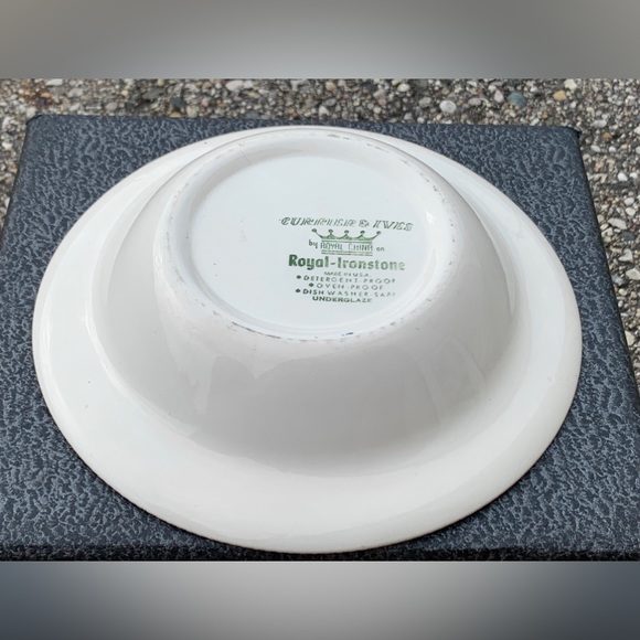 Royal China CURRIER & IVES Blue Scroll MAPLE SUGARING Rimmmed 9” Vegetable Bowl - Picture 13 of 16